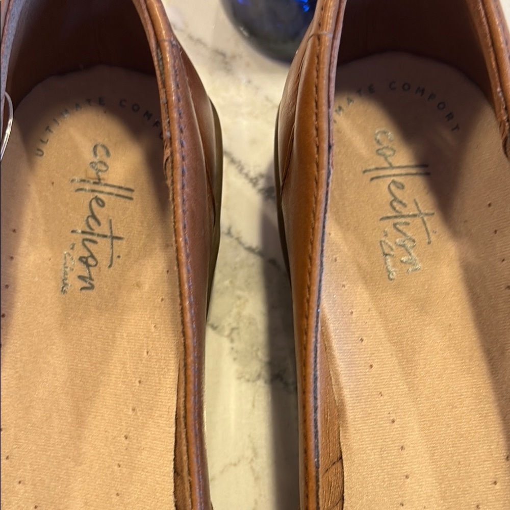 Collection B Tan Leather Women's Loafers - Picture 2 of 5